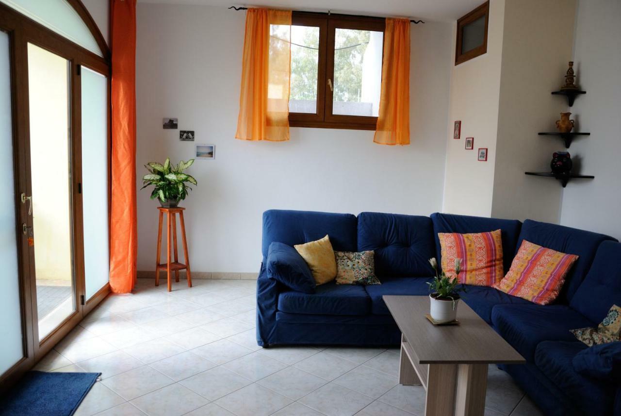 Apartament Tra Mare E Monti Santa Giusta Zewnętrze zdjęcie