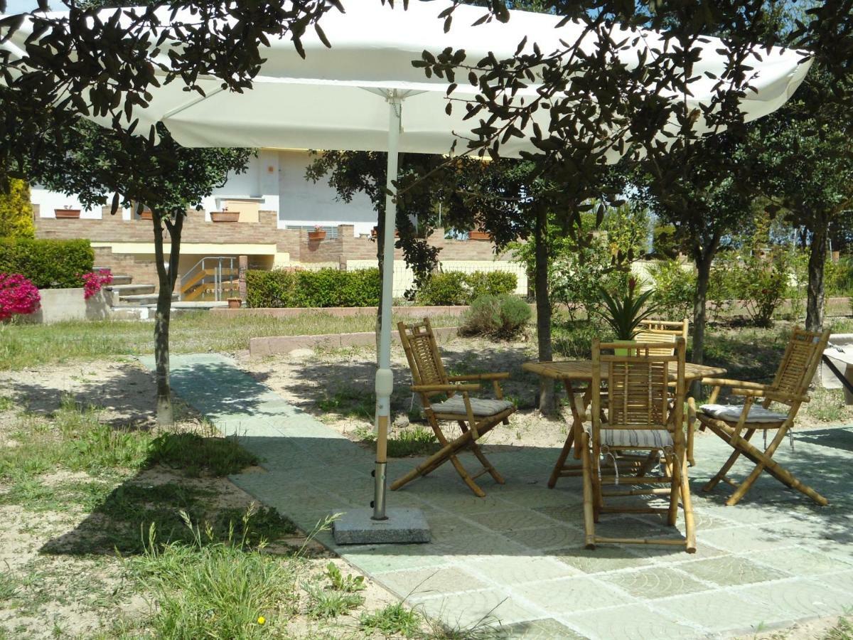 Apartament Tra Mare E Monti Santa Giusta Zewnętrze zdjęcie